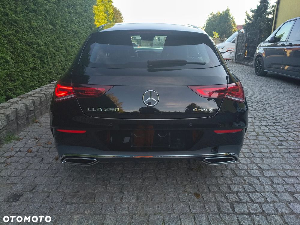 Mercedes-Benz CLA - 5