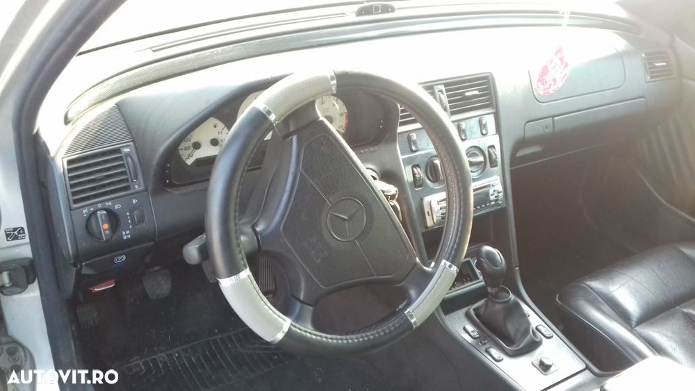 Dezmembrari  Mercedes-Benz C-CLASS (W202)  1993  > 2001 C 250 T Turbo - 3