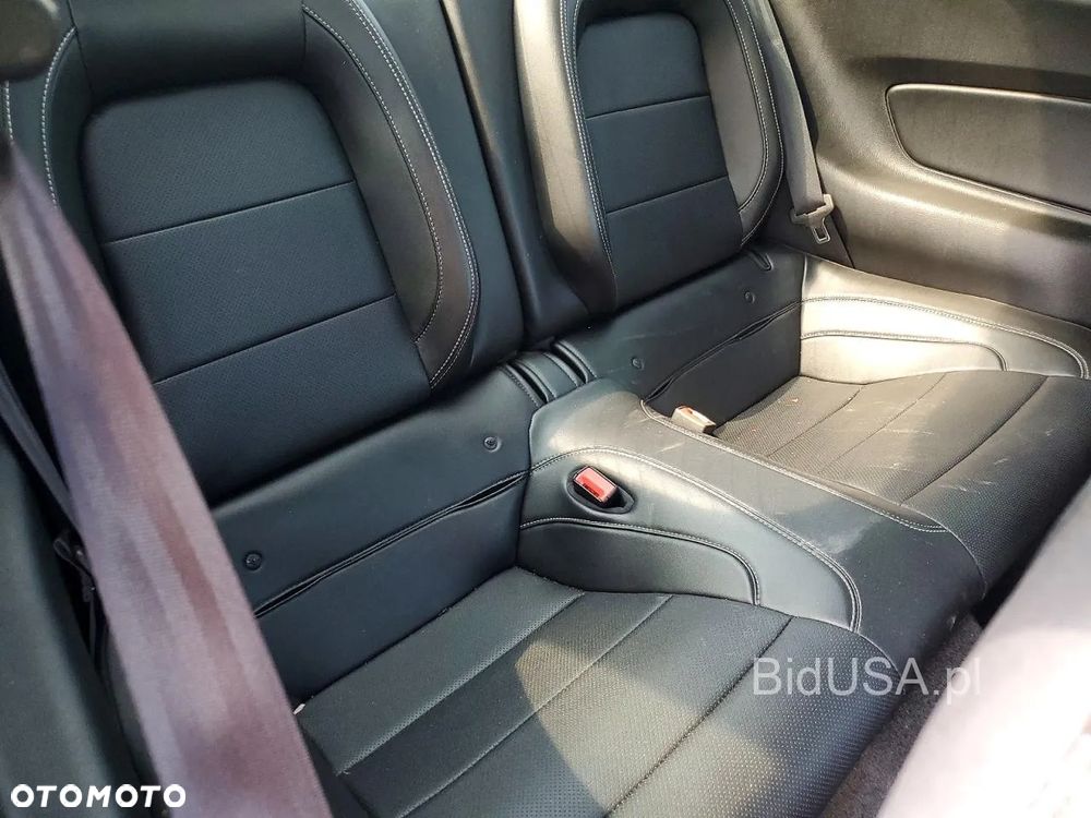 Ford Mustang 2.3 EcoBoost - 11