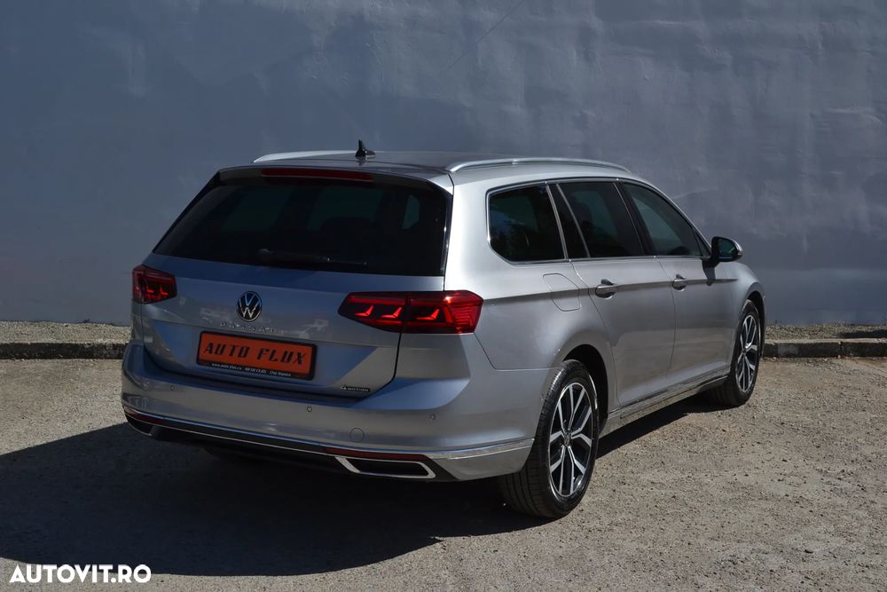 Volkswagen Passat 2.0 TDI SCR DSG 4Motion Elegance - 7
