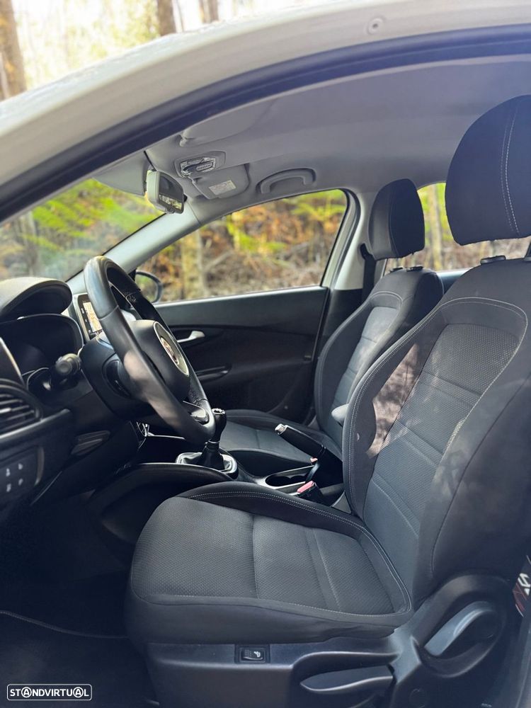 Fiat Tipo 1.3 M-Jet Lounge J17 - 16