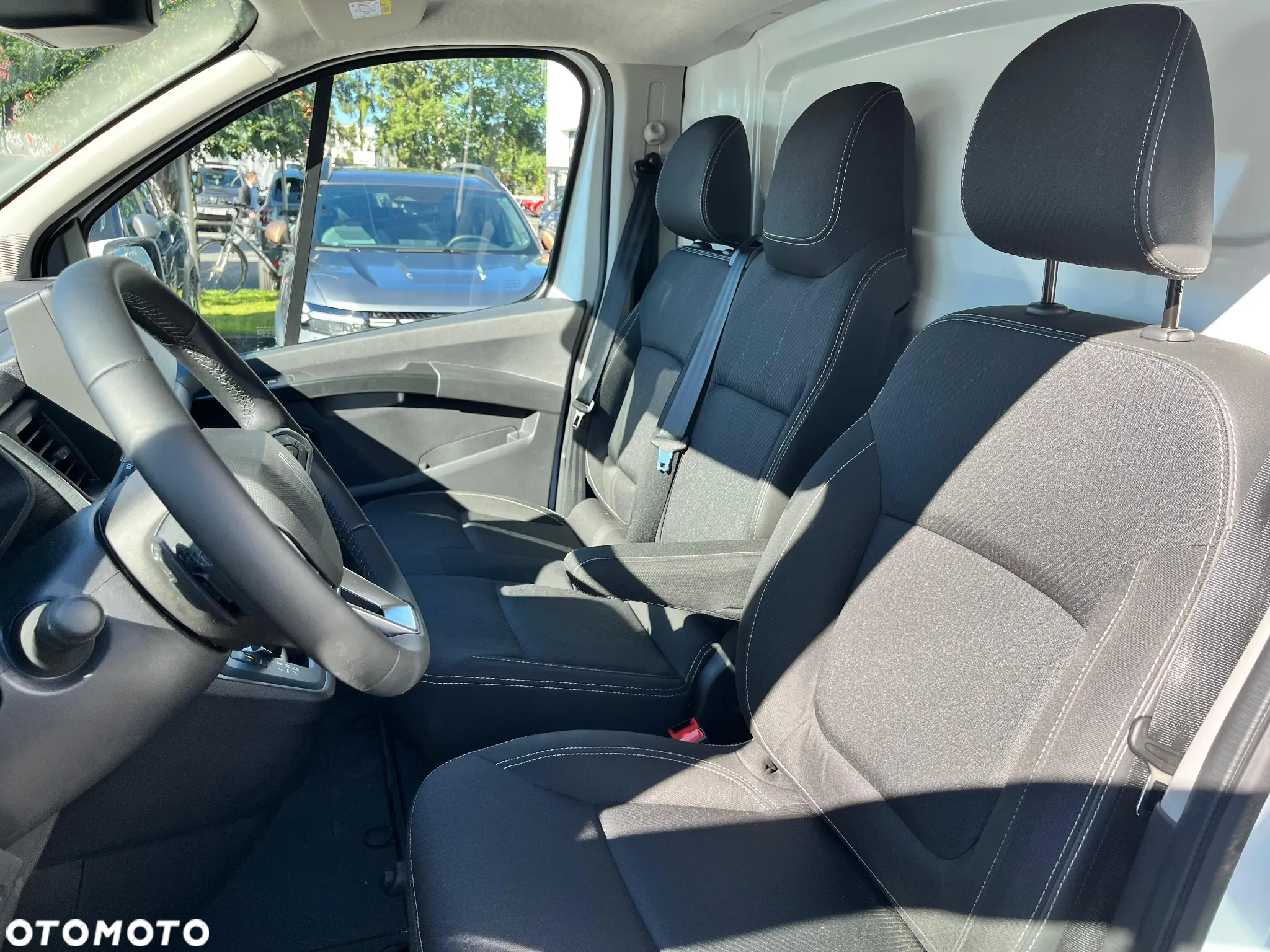 Renault Trafic - 13