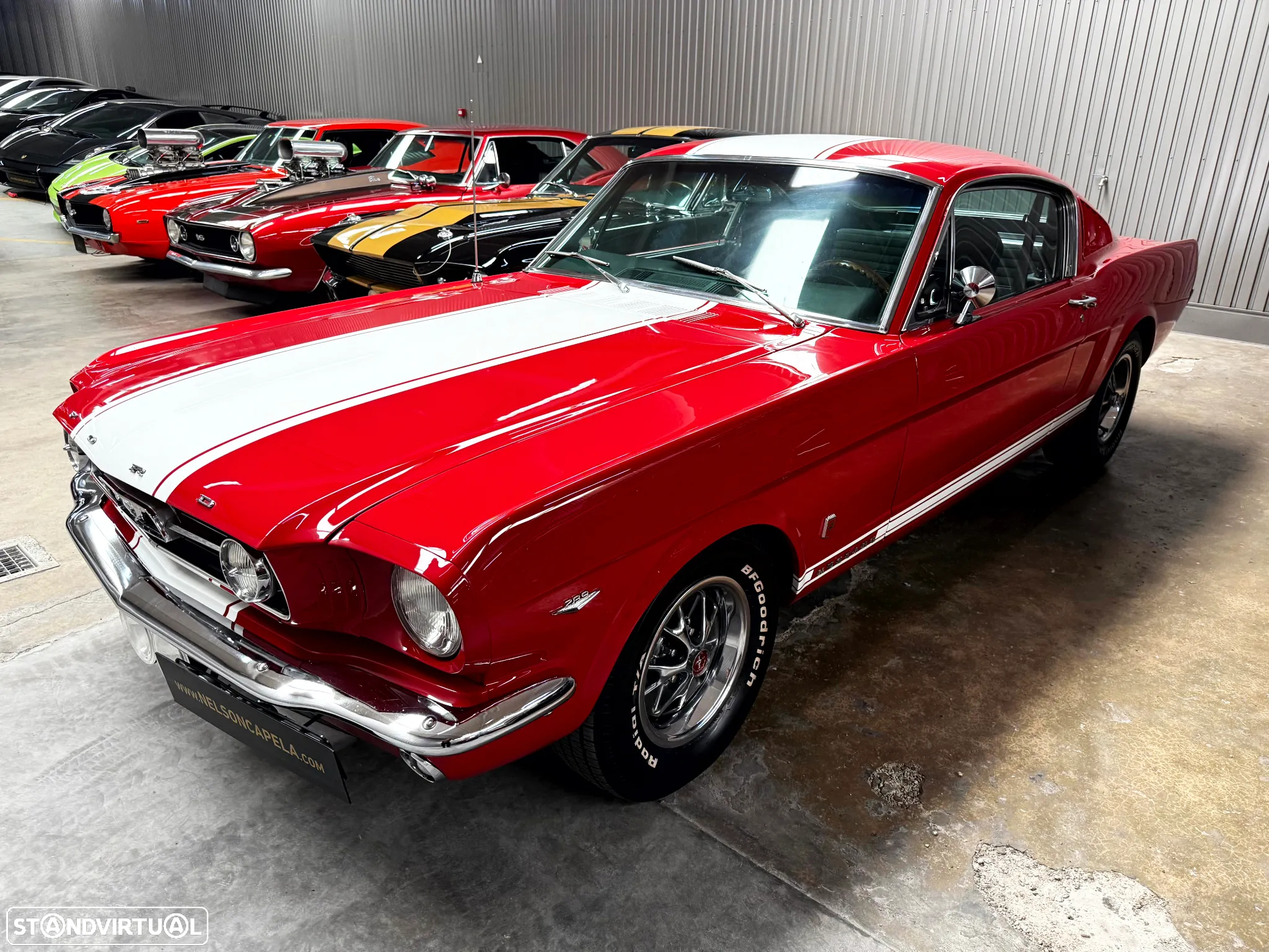 Ford Mustang - 17