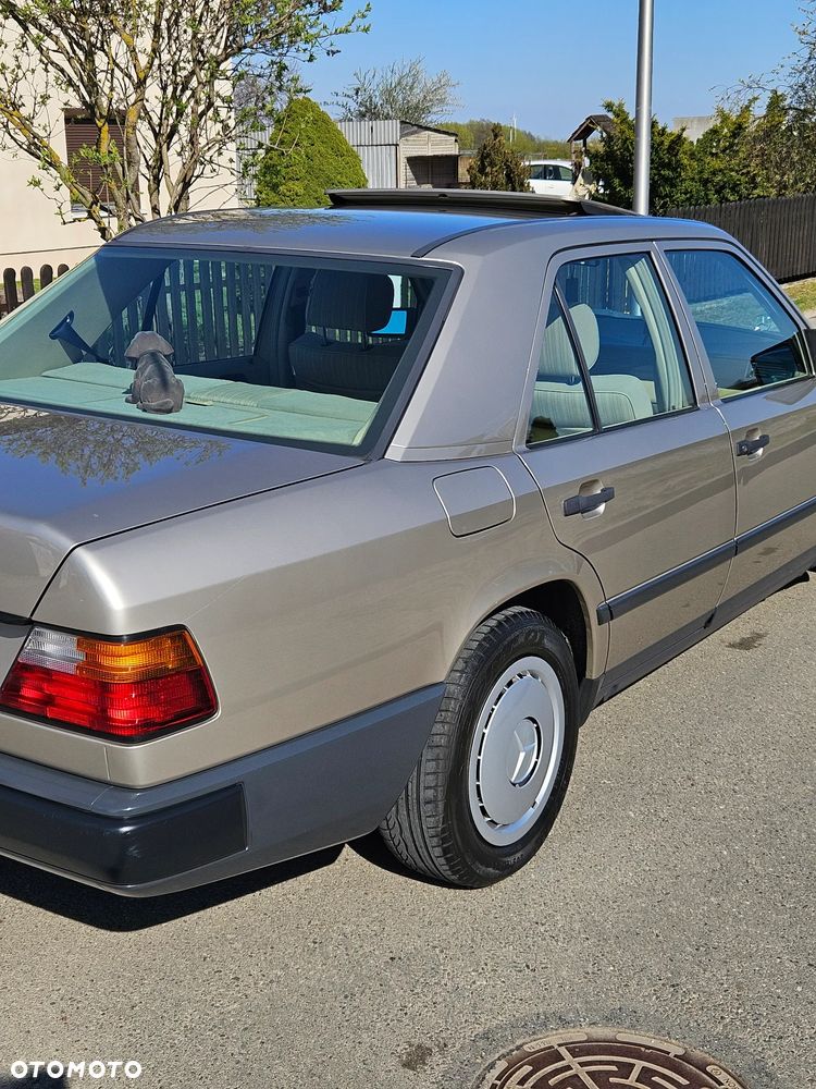 Mercedes-Benz W124 (1984-1993) - 3