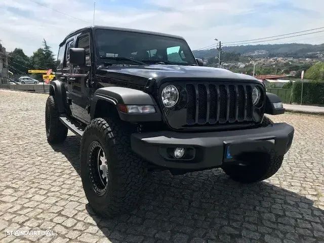 Jeep Wrangler - 13