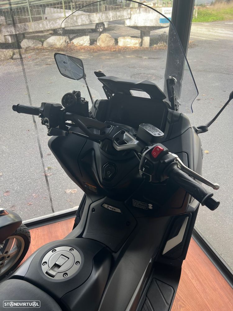 Yamaha TMAX 560 - 14