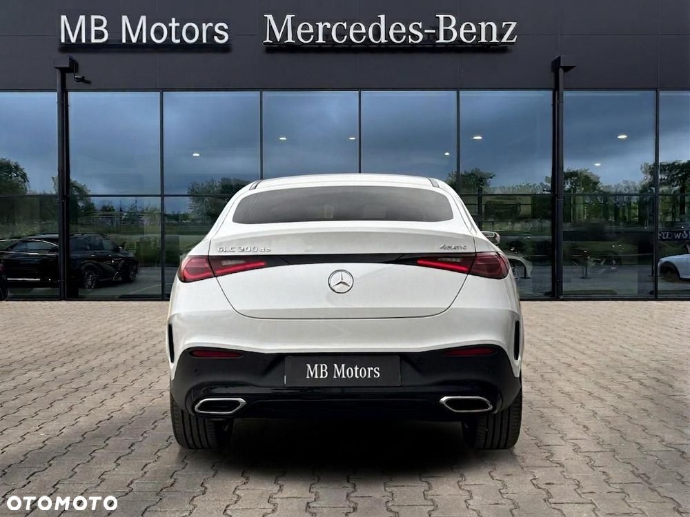 Mercedes-Benz GLC - 7