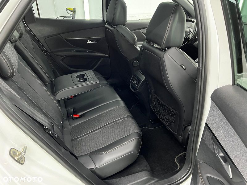Peugeot 3008 BlueHDi 120 EAT6 Stop & Start Business Line - 34