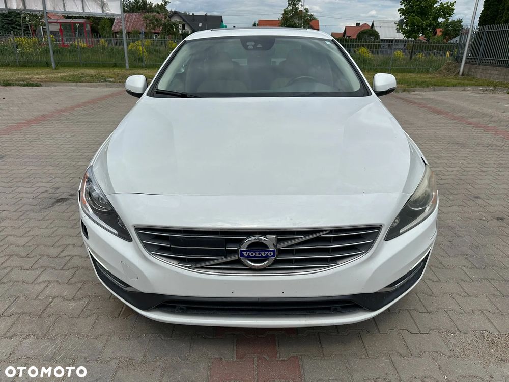 Volvo S60 - 17