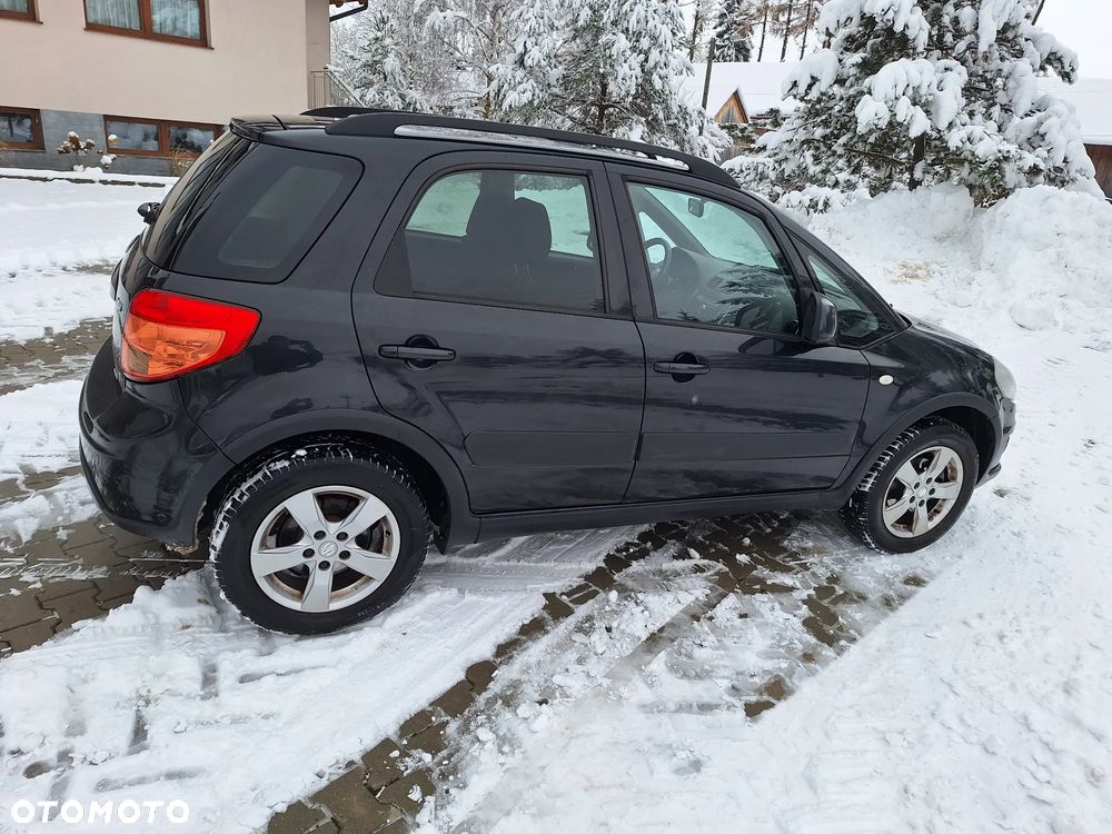 Suzuki SX4 Classic 1.6 VVT 4x4 Club - 25