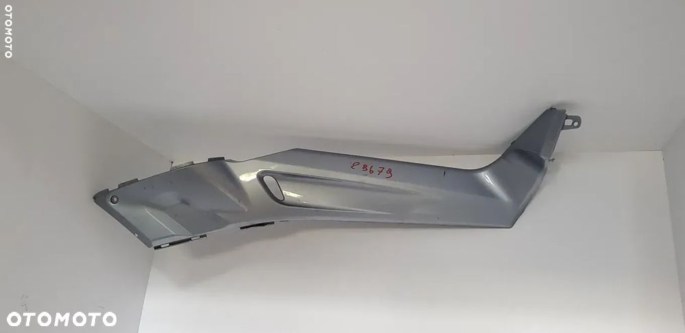 Yamaha X-MAX 125 06-09 Listwa Wypełnienie Lewa