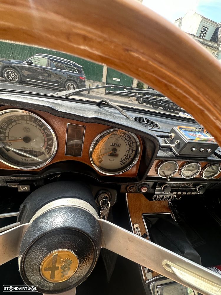 Alfa Romeo 2000 - 19