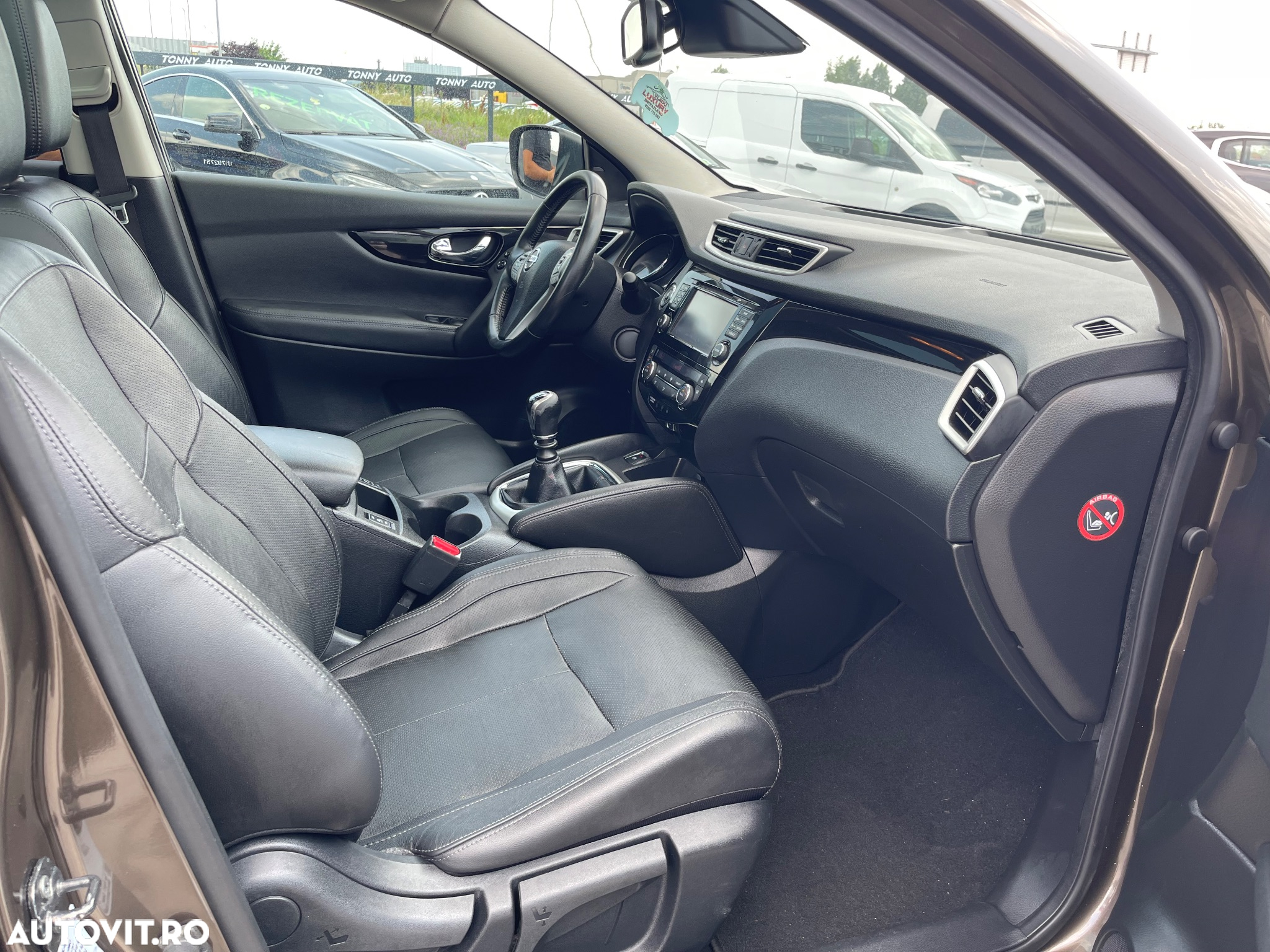 Nissan Qashqai 1.5 DCI N-CONNECTA - 10