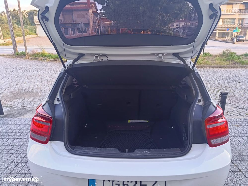 BMW 120 d Sport-Aut. Sport Line - 5