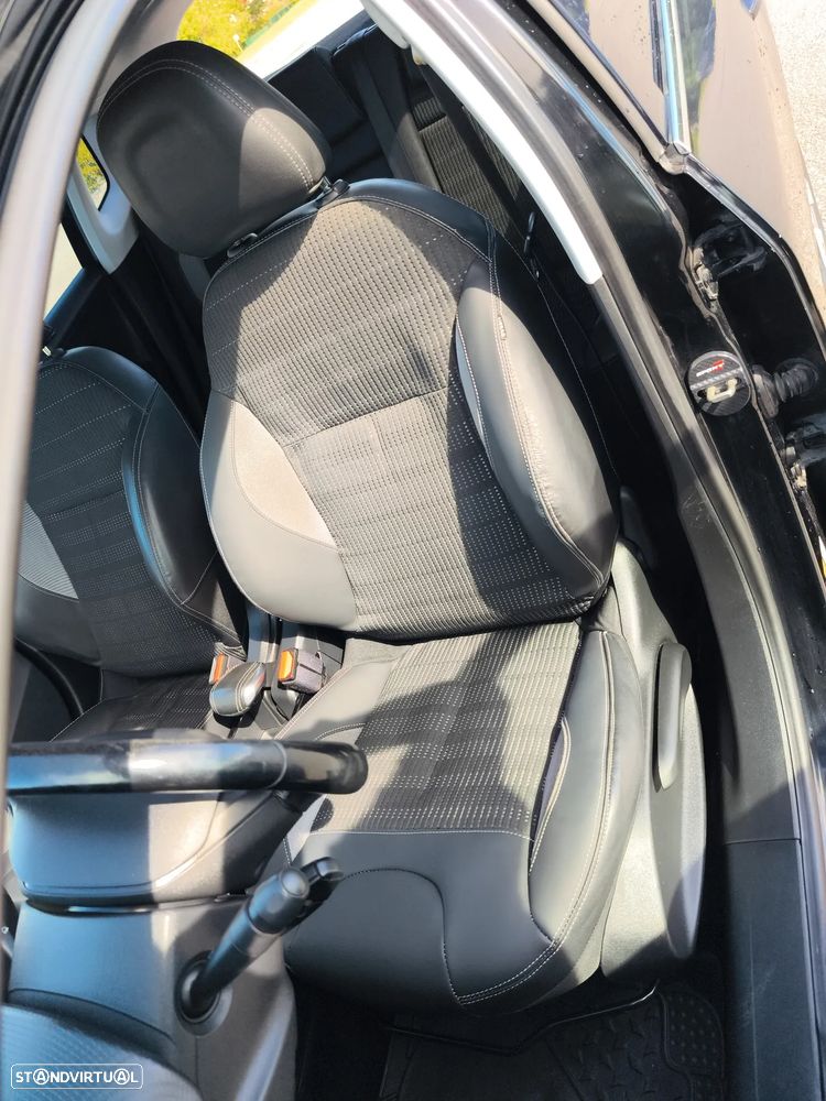 Peugeot 2008 1.2 PureTech Active - 51