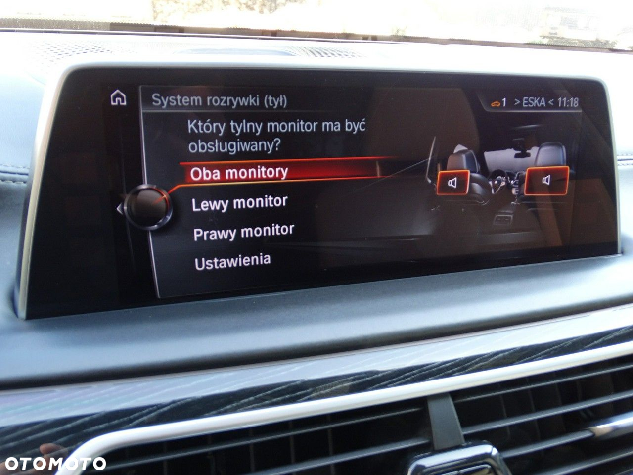 BMW Seria 7 750Li xDrive - 32
