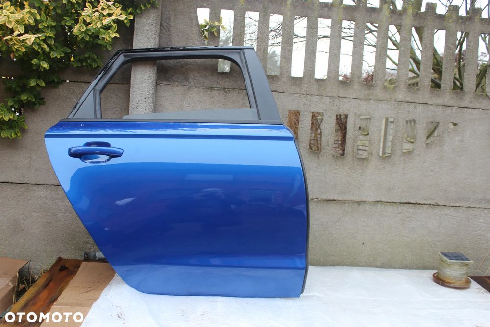 DRZWI PRZEDNIE TYLNE PRAWE AUDI A6 C7 AVANT LY5Q 2015 - 20