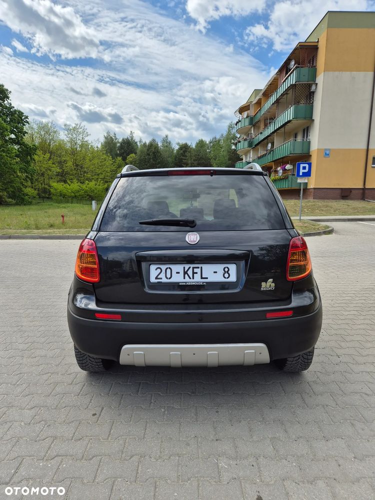 Fiat Sedici 1.6 16V 4x2 Emotion - 3