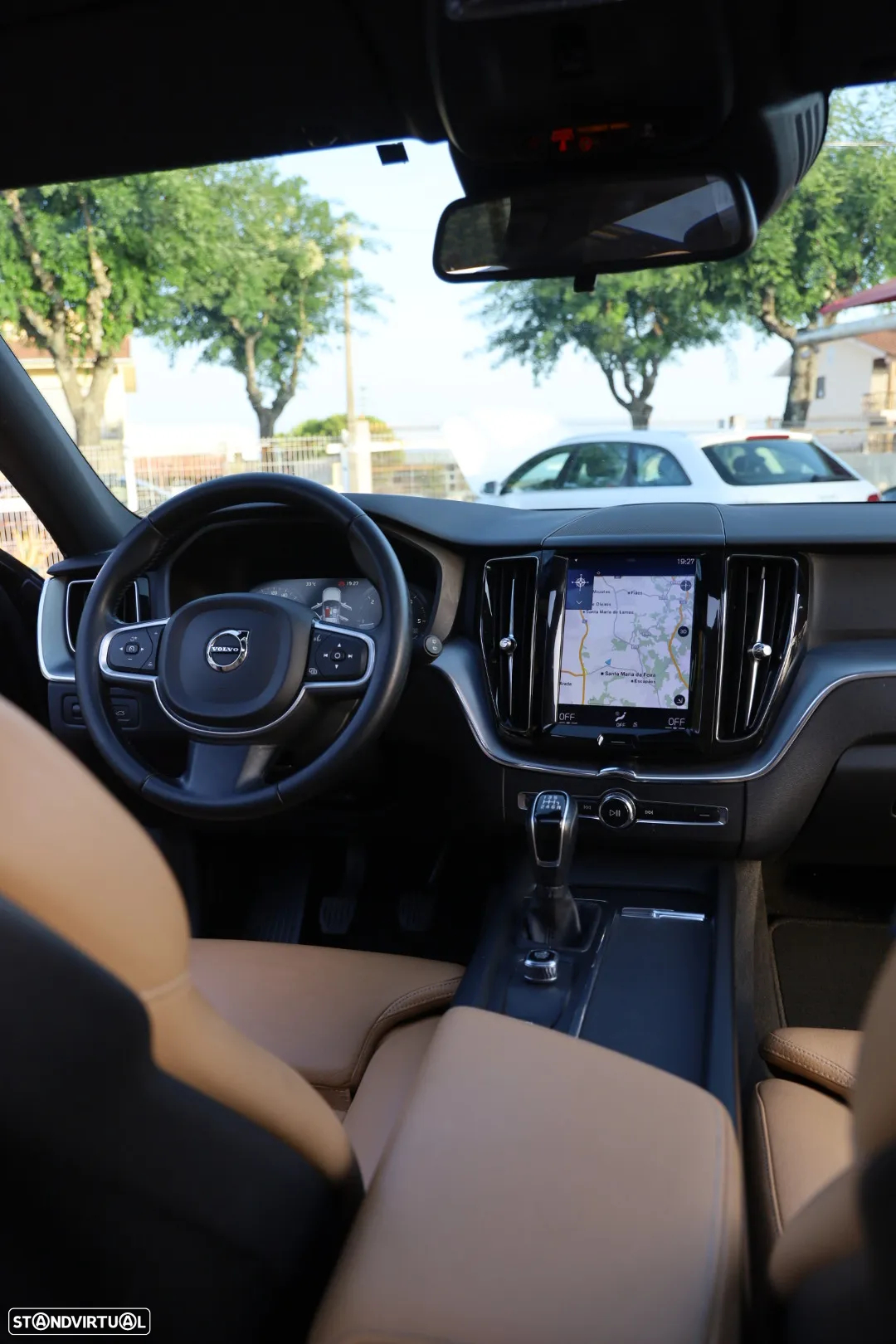 Volvo XC 60 2.0 D3 Momentum Plus - 16