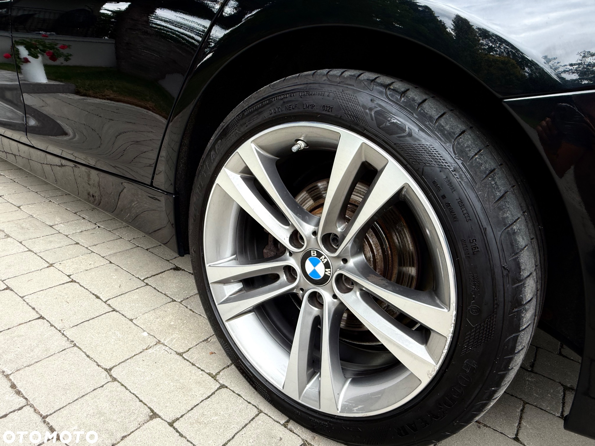 BMW Seria 3 320i xDrive Sport Line - 30