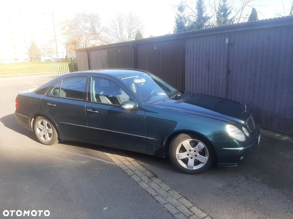 Mercedes-Benz Klasa E - 7