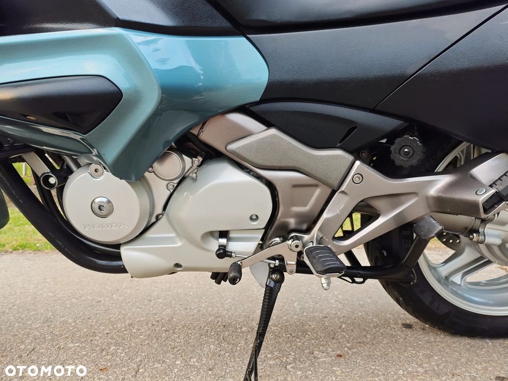 Honda NTV - 16