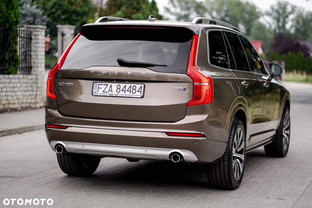 Volvo XC 90 D5 AWD Momentum 7os - 13