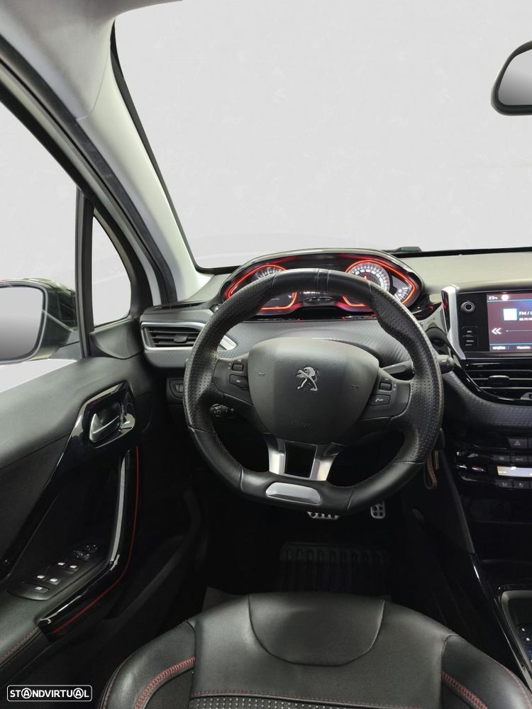 Peugeot 2008 1.2 PureTech Allure EAT6 - 7