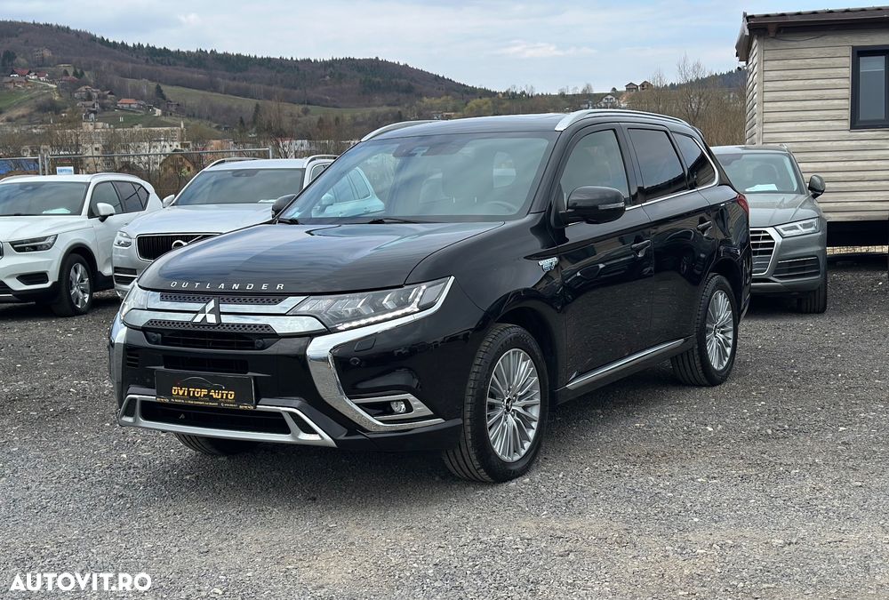 Mitsubishi Outlander 2.4 4WD Top - 1