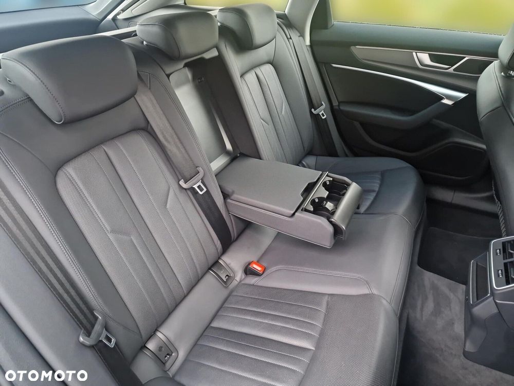 Audi A6 Avant - 11