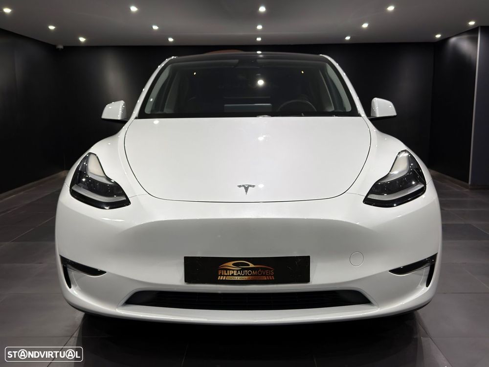 Tesla Model Y Long Range Dual Motor AWD - 2
