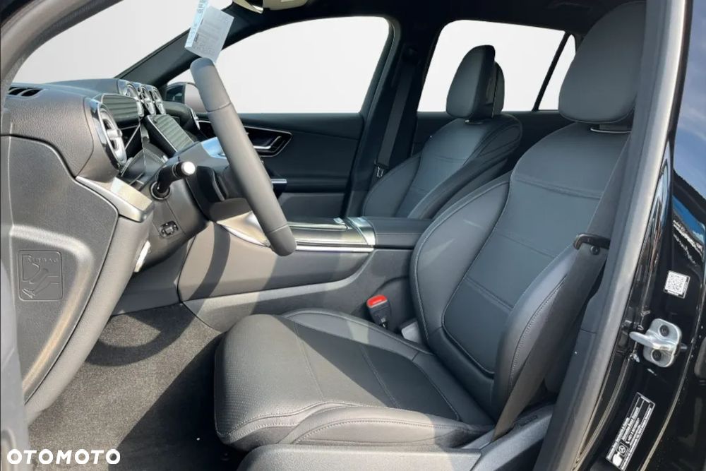 Mercedes-Benz GLC 200 4Matic 9G-TRONIC Edition Avantgarde - 17