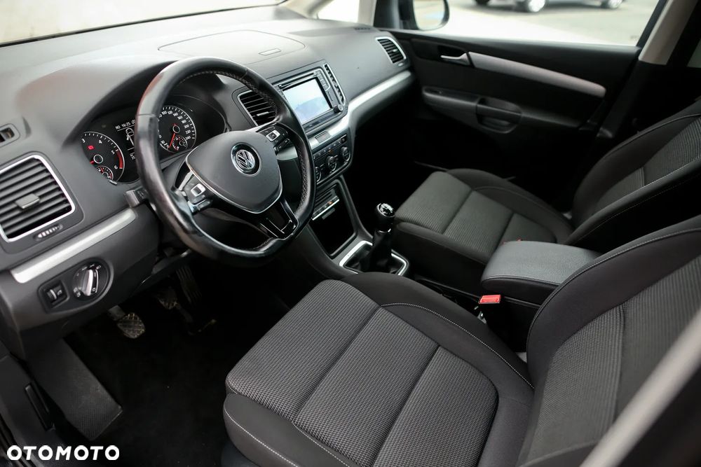 Volkswagen Sharan 2.0 TDI 4MOTION (BlueMotion Technology) Highline - 18