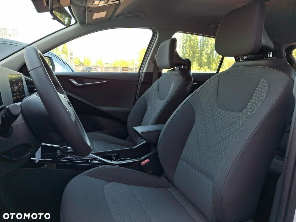 Kia Niro 1.6 GDI Hybrid M - 11