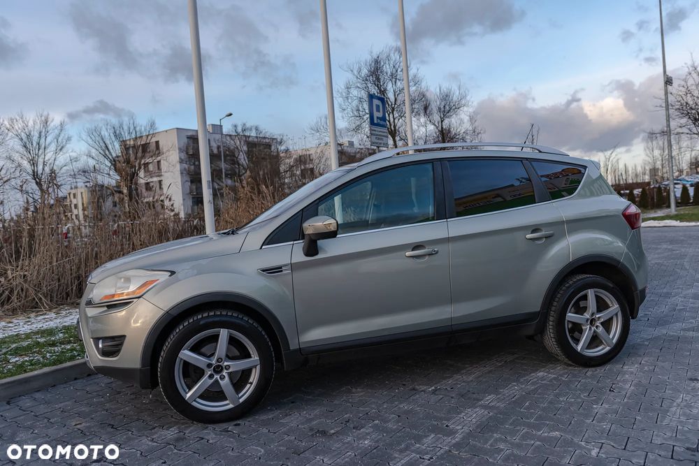 Ford Kuga 2.0 TDCi 4x4 Titanium - 21