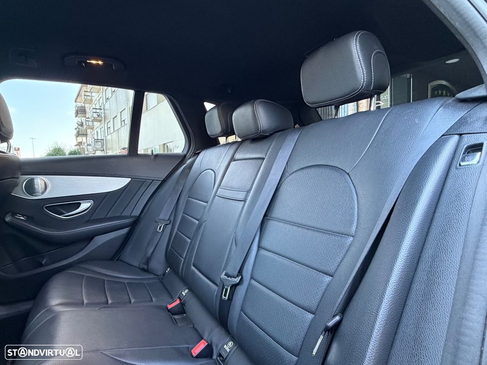 Mercedes-Benz C 200 d 9G-TRONIC AMG Line - 9