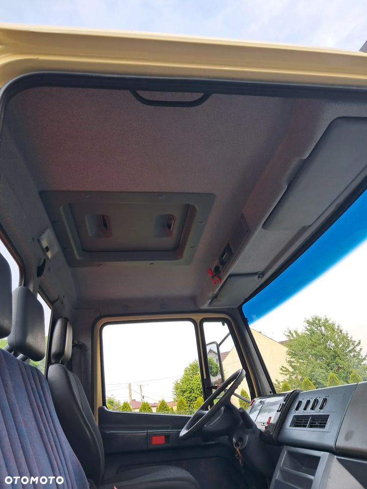 Mercedes-Benz VARIO - 25