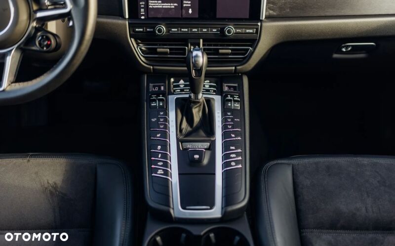 Porsche Macan - 5