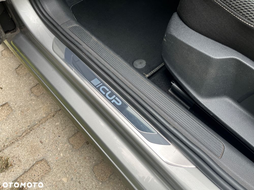Volkswagen Golf 1.2 TSI BMT Trendline - 9