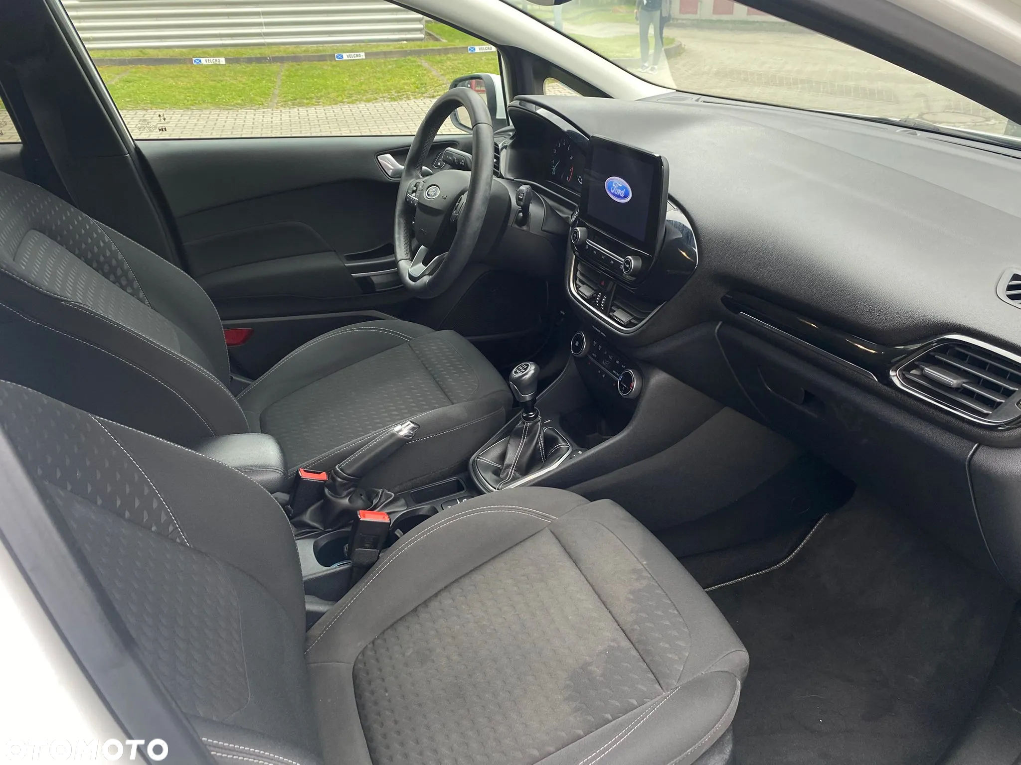 Ford Fiesta 1.0 EcoBoost mHEV Titanium - 17