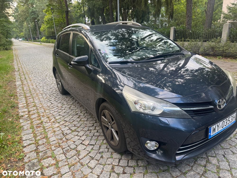 Toyota Verso 1.8 Prestige EU5 7os - 6