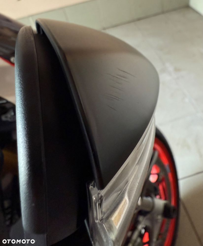 Aprilia RSV - 27