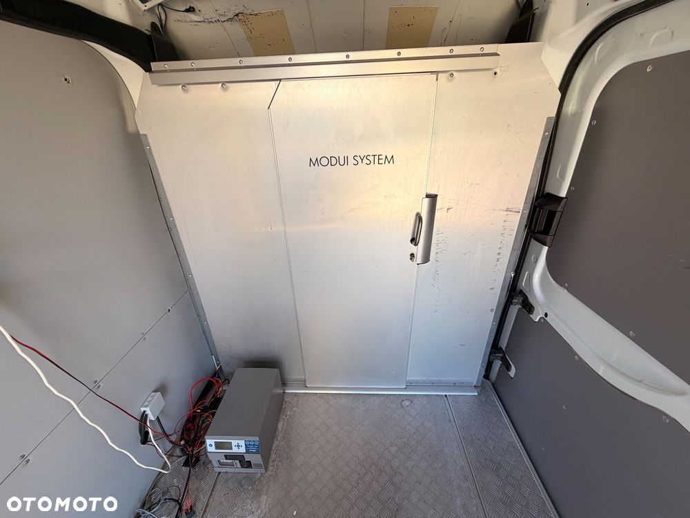 Ford Transit - 13