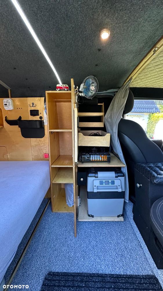Volkswagen Transporter - 17