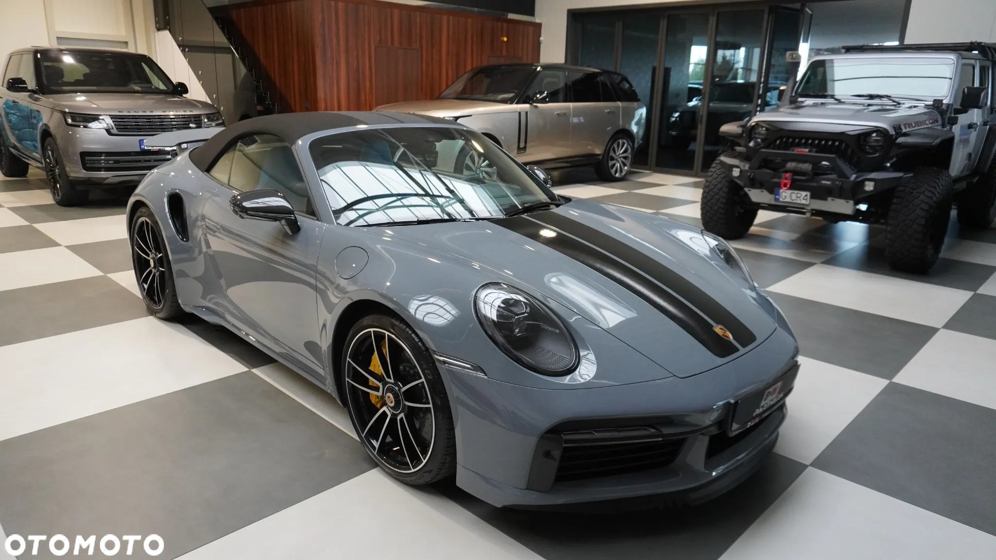 Porsche 911 Carrera Turbo S Cabrio - 10