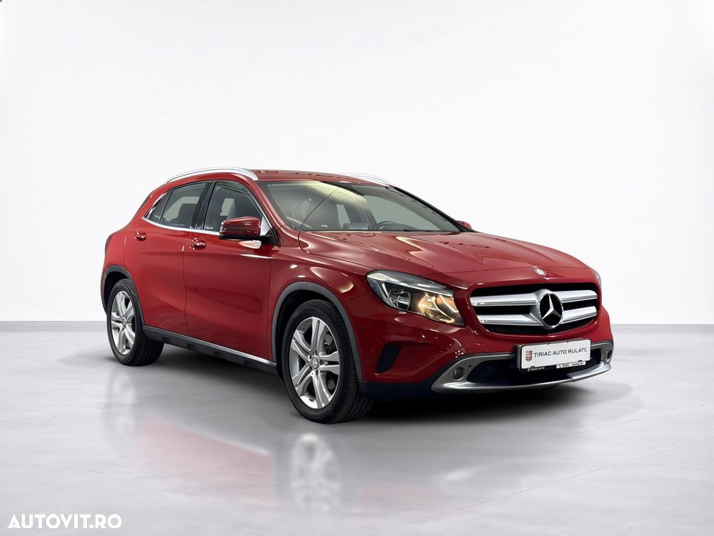 Mercedes-Benz GLA - 8