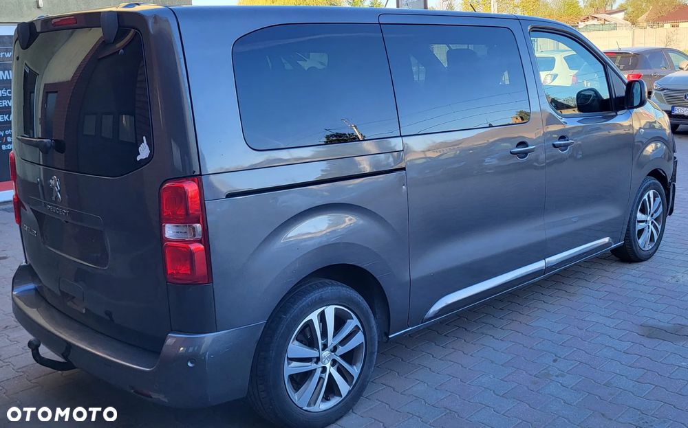 Peugeot Traveller - 7