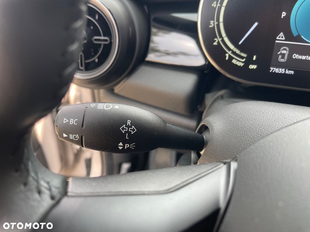 MINI Cooper Standard - 18