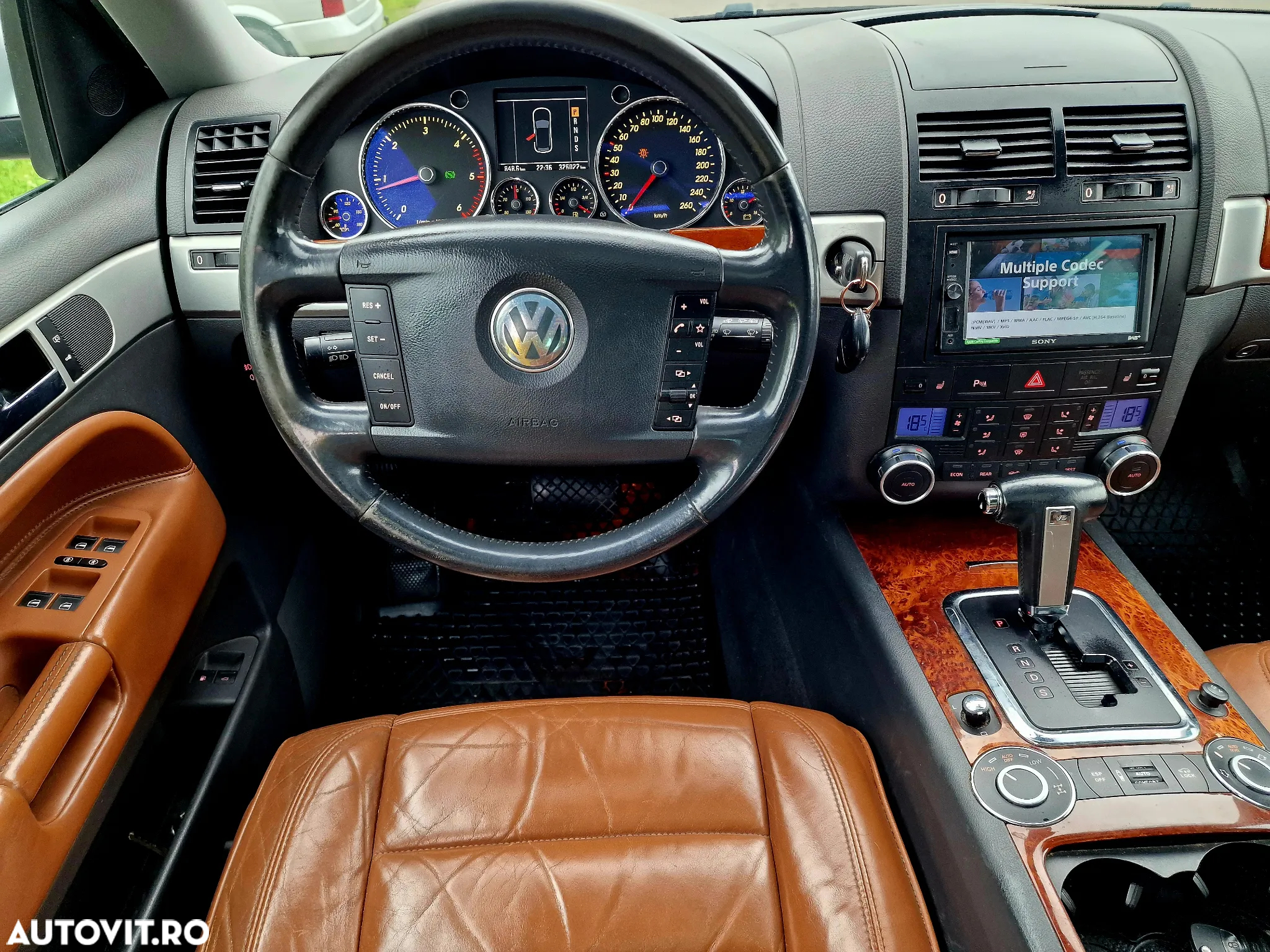 Volkswagen Touareg 3.0 V6 TDI DPF Automatik Kong - 19