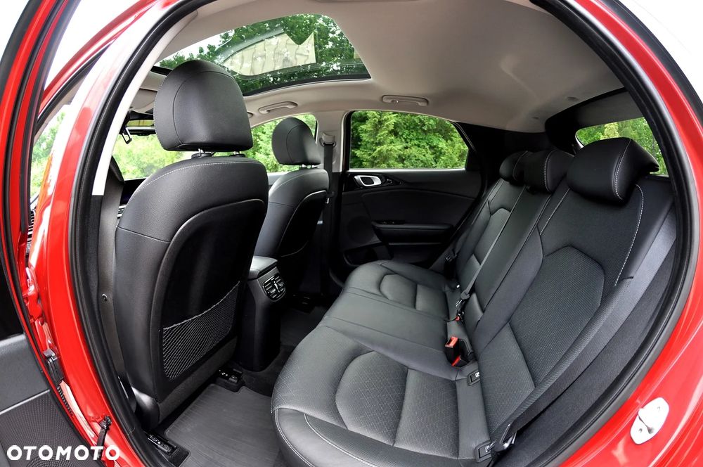 Kia XCeed 1.4 T-GDI L Business Line DCT - 24